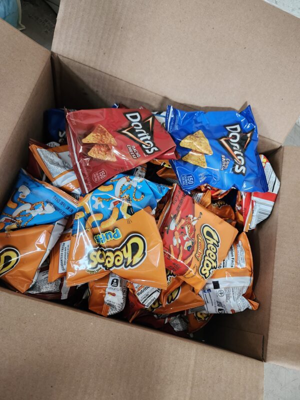 EXP 16/JUL/2024* Frito-Lay Doritos & Cheetos Mix Variety Pack Snack Chips, 40 Count Multipack | EZ Auction