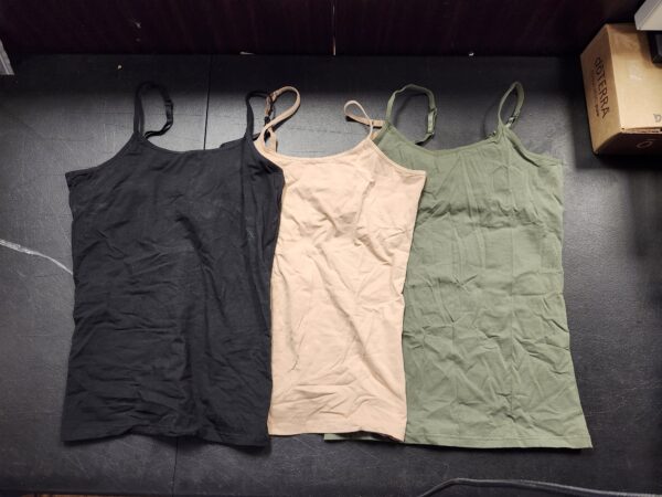 *** SMALL** MISSING WHITE TANK TOP***4 Pack Active Basic Women's Basic Tank Top (3X-Wh/Dst Slmn/Dst Sg/Bk) | EZ Auction