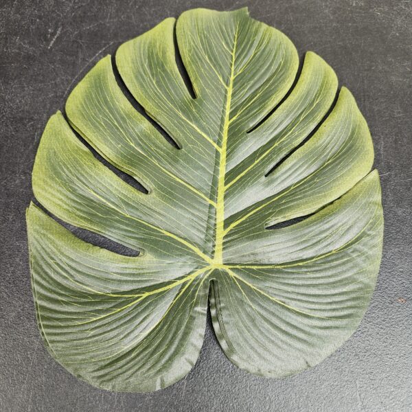 Moon Boat Tropical Palm Leaves Plant Imitation Leaf-Hawaiian/Luau/Jungle Party Table Decorations | EZ Auction