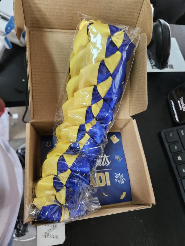 Omoomo Graduation Leis with Money Holder, Graduation Ribbon, Class of 2024 Graduation Cap Tag, High School College Graduation Decorations, Navy Blue & Gold | EZ Auction