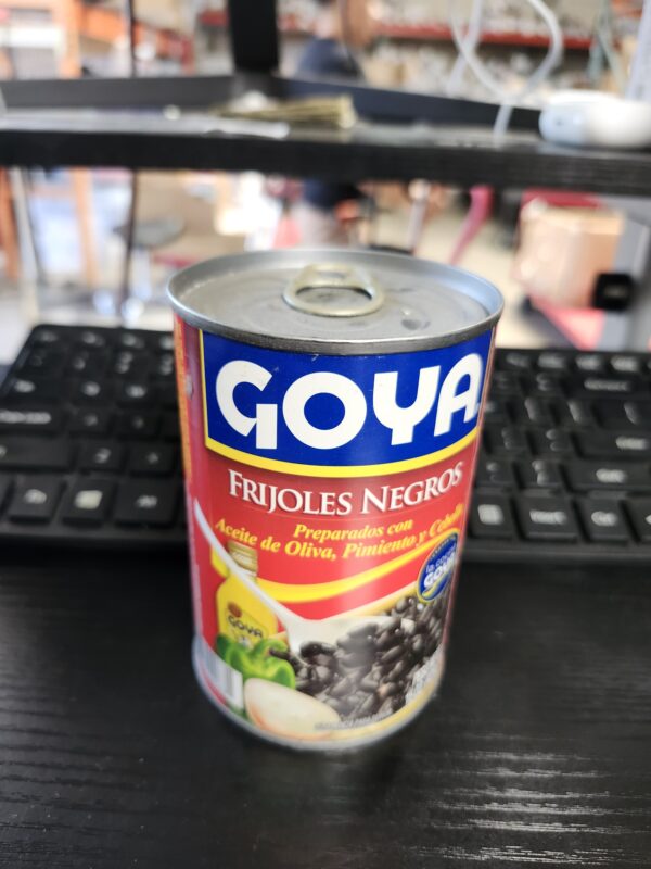 EXPIRE 10/22/2025* Goya Black Bean Soup, 15 oz | EZ Auction