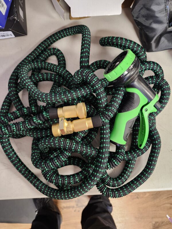 ***MISSING WALL HANGING HOOK***3X Expandable Garden Hose, Lightweight No-Kink Flexible Water Hose with 10-Function Nozzle Spray Nozzle, 3/4 Solid Brass Connectors, for Yard Outdoor Gardening/Car/Pet Washing(Color:Green,Size: | EZ Auction