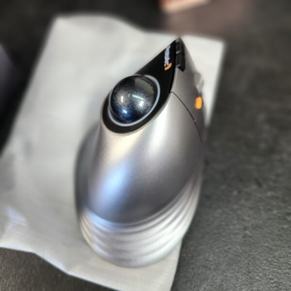 EM05 Ergonomic Vertical Wireless Trackball Mouse | EZ Auction