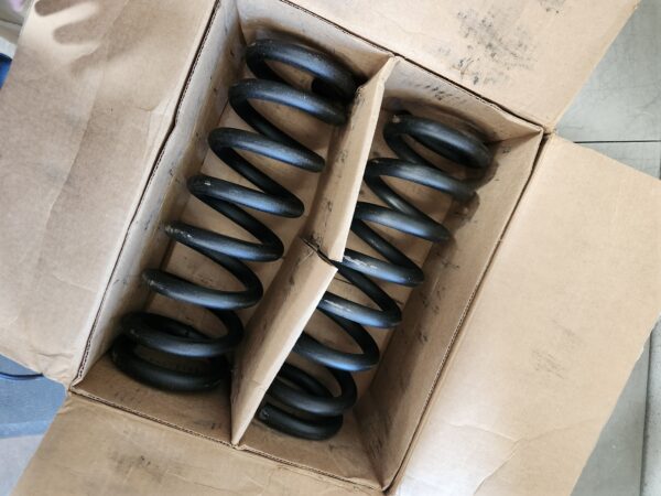 MOOG 60150 Coil Spring Set for Chevrolet Silverado 1500 | EZ Auction