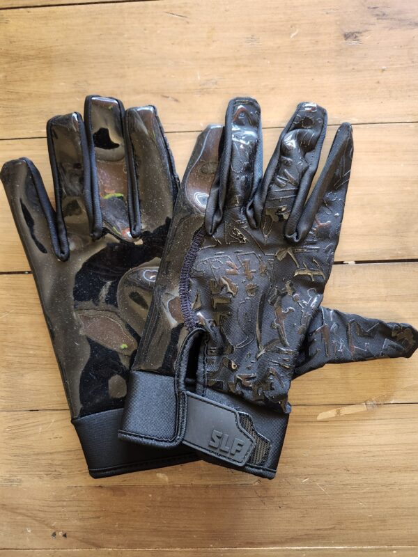 Sticky Football Receiver Gloves | EZ Auction