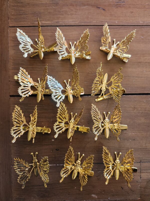 12 Pcs Butterfly Hair Clips, Moving Wings Butterfly Metal Hair Barrettes, Hair Styling Accessories,Cute Hairs Pins Clip for Women and Girls, Gold, 1.0 Count, 1 | EZ Auction