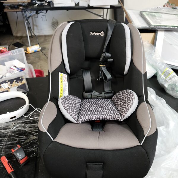 Safety 1st Guide 65 Convertible Car Seat, Chambers, Black, CC078CMI | EZ Auction