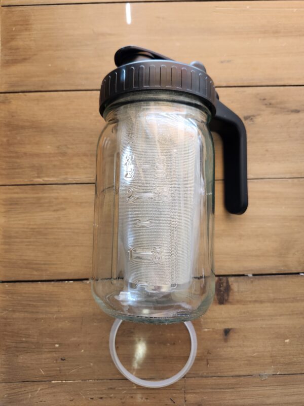 32oz Glass Pitcher with Lid & V-shaped Pour Spout - 1 Quart Breastmilk Pitcher Double Leak Proof, Creamer Container for Sun Tea, Juice, Cold Brew Coffee, Breastmilk Storage Container | EZ Auction