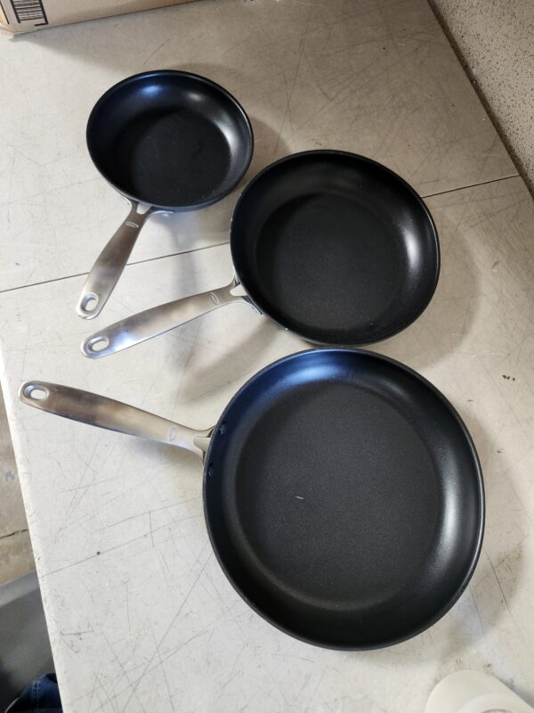 ***USED***OXO Good Grips 8" 10" and 12" Frying Pan Skillet Set, 3-Layered German Engineered Nonstick Coating, Stainless Steel Handle with Nonslip Silicone, Black | EZ Auction