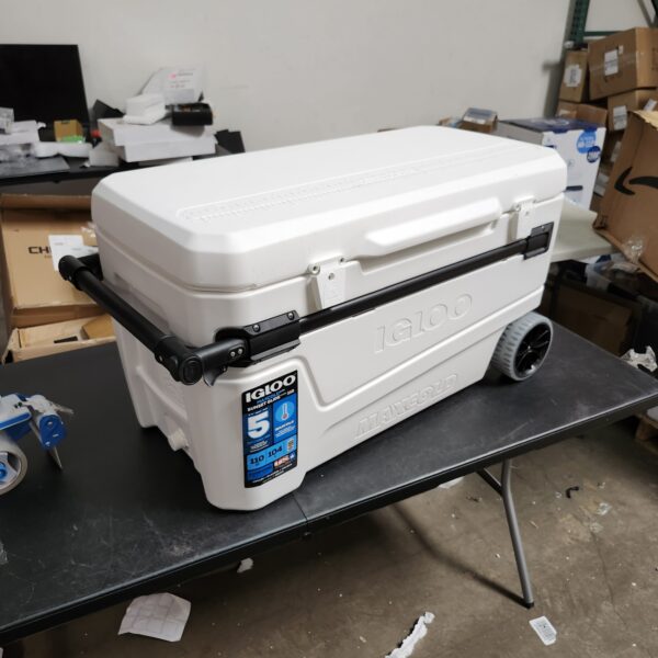 Igloo 110qt Glide Coolers | EZ Auction