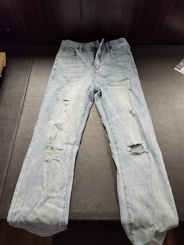 *** 26***WAX JEAN Women's Mom Jean with Blown Out Knee | EZ Auction