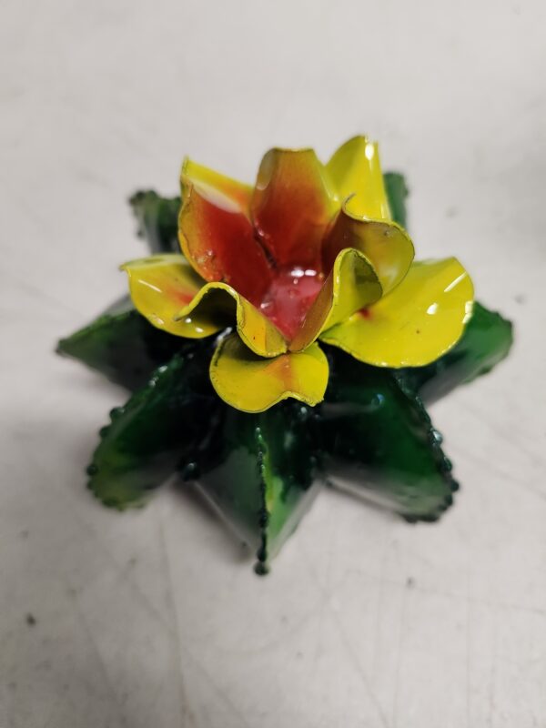 HANDMADE IRON FIGURINE CACTUS FLOWER | EZ Auction