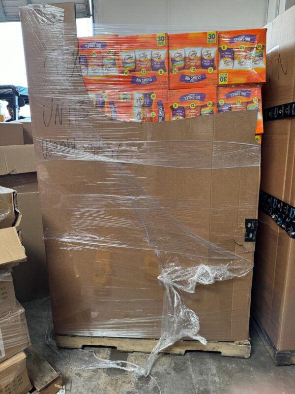 RETAIL VALUE: $3267.00 Pallet of Goldfish Crackers Sell By Date 06/09/2024*** | EZ Auction