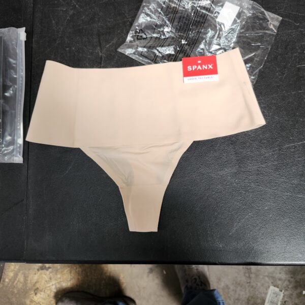 *** SIZE XS *** SPANX womens Spanx Undie-tectable® Thong | EZ Auction