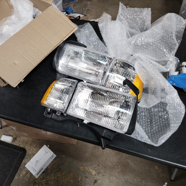 *** 1994-2001 Dodge Ram *** Headlights Assembly compatible with 1994-2001 Dodge Ram 1500,94-02 RAM 2500 3500 (Non-Sport Models) Headlights w/Corner Lights w/Bulb, Driver Passenger Side, Chrome Housing Clear Lens | EZ Auction