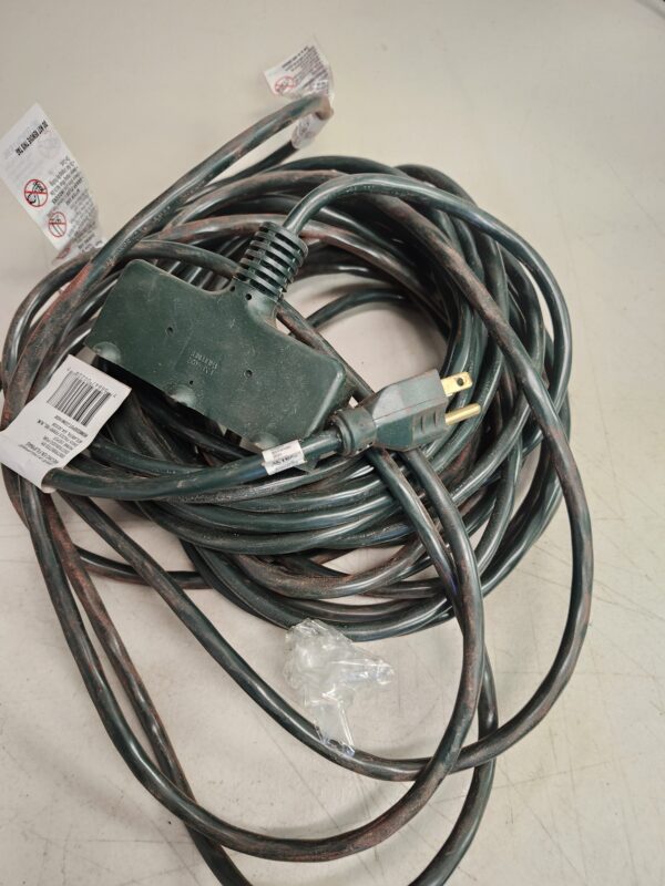 ***USED***Outdoor Green Extension Cord 50 ft, 3 Prong, for Light or Heavy Duty Electrical Equipment and Appliances, Weatherproof, Durable, Christmas Light Extension, 16 AWG 13A 125V 1625W ETL Listed | EZ Auction