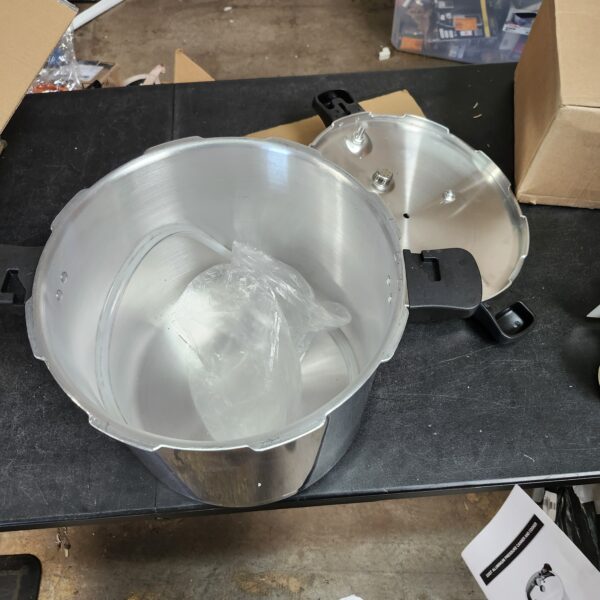 *** USED *** Mirro - 7114000221 Mirro 92122A Polished Aluminum 5 / 10 / 15-PSI Pressure Cooker / Canner Cookware, 22-Quart, Silver | EZ Auction