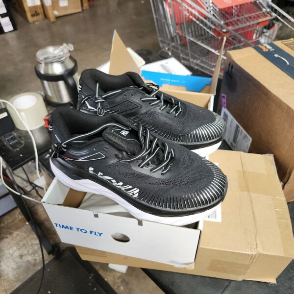 *** SIZE 8 *** HOKA ONE ONE Bondi 7 Black/White | EZ Auction