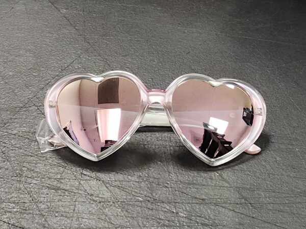 Polarized Cute Heart Sunglasses for Women, Fun Cupid Accessories Taylor Outfits | EZ Auction