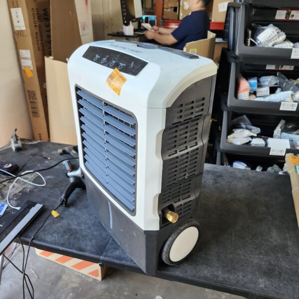 ARCTIC AIR 1300 CFM 3-Speed Settings Portable Evaporative Air Cooler with up to 500 sq. ft. Cooling | EZ Auction