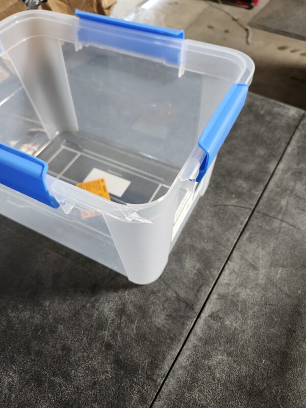 *** A CORNER IS DAMAGED AND THERE IS NO LID *** 18L/19Qt Waterproof Clear Latch Tote IP-67 | EZ Auction