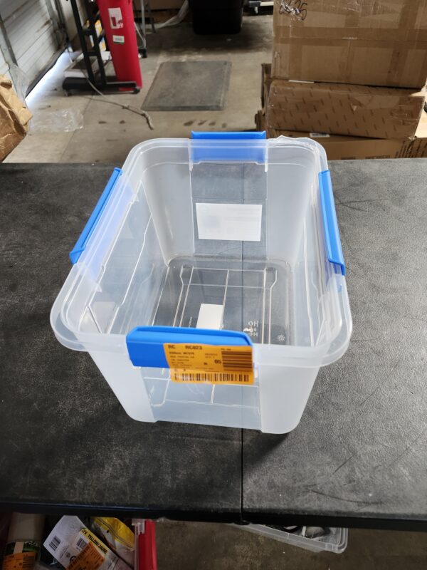 *** A CORNER IS DAMAGED AND THERE IS NO LID *** 18L/19Qt Waterproof Clear Latch Tote IP-68 | EZ Auction