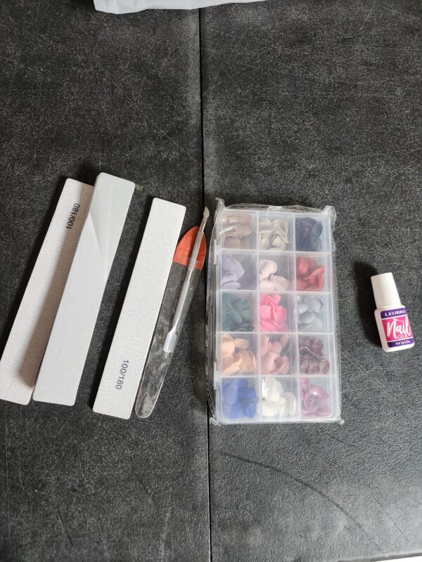 Teenitor Press on Nails,Short Almond Press on Nails, Matte Acrylic Fake Nails with Nail Glue, 15 Colors | EZ Auction