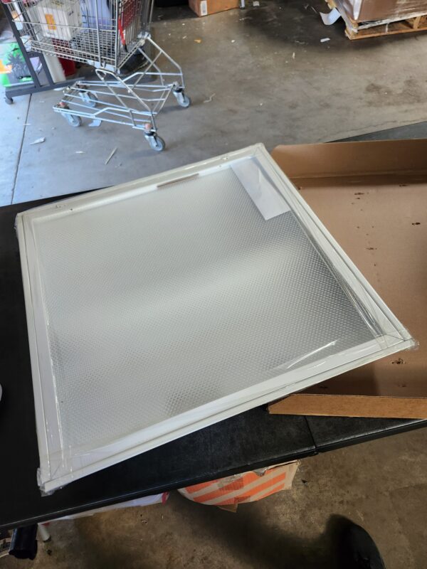 "Lithonia Lighting Contractor Select GT 2 ft. x 2 ft. Integrated LED 2200 Lumens 4000K Commercial Grade Recessed Troffer" | EZ Auction