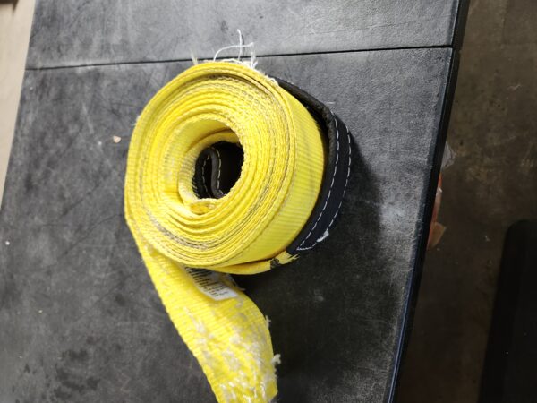 Husky 4 in. x 30 ft. Vehicle Recovery Strap | EZ Auction