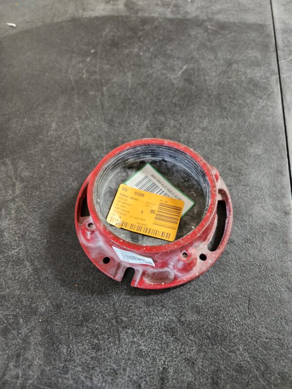 *** USED *** Oatey 4 in. Cast Iron Closed Toilet Flange with Test Cap | EZ Auction