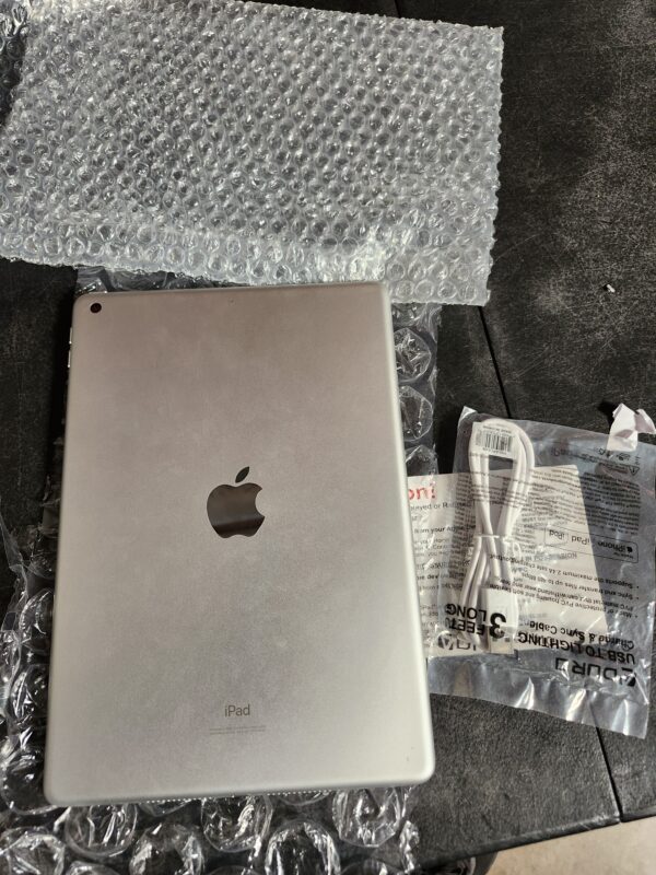 Apple iPad 10.2" (Late 2019) 128GB, WiFi Only - Silver (Renewed) | EZ Auction