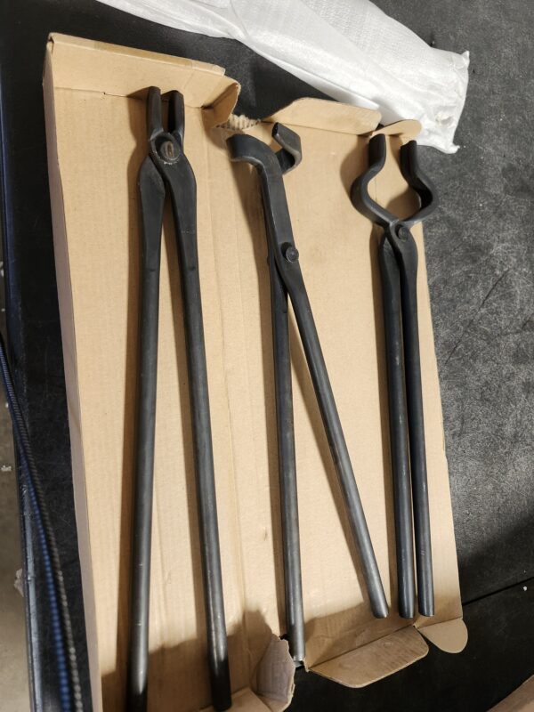 Knife Making Tongs Set Blacksmith Bladesmith Knife Tong Anvil Vise Forge (3 Tongs) | EZ Auction