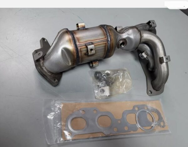 JDMSPEED New Exhaust Manifold With Gasket Replacement For Nissan Altima 674-933 | EZ Auction