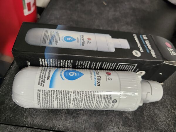 LG LT1000P - 6 Month / 200 Gallon Capacity Replacement Refrigerator Water Filter (NSF42, NSF53, and NSF401) ADQ74793501, ADQ75795105, AGF80300704, or AGF80300705 White | EZ Auction