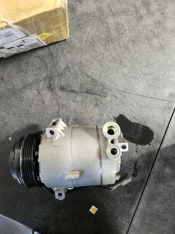 *** ILLUSTRATIVE IMAGE *** *** USED *** A/C Compressor CVC for Chevrolet Equinox 2.4L - 2010 2011 / GMC Terrain 2.4L - 2010 2011 - OE# 22853050 25799020 QR | EZ Auction