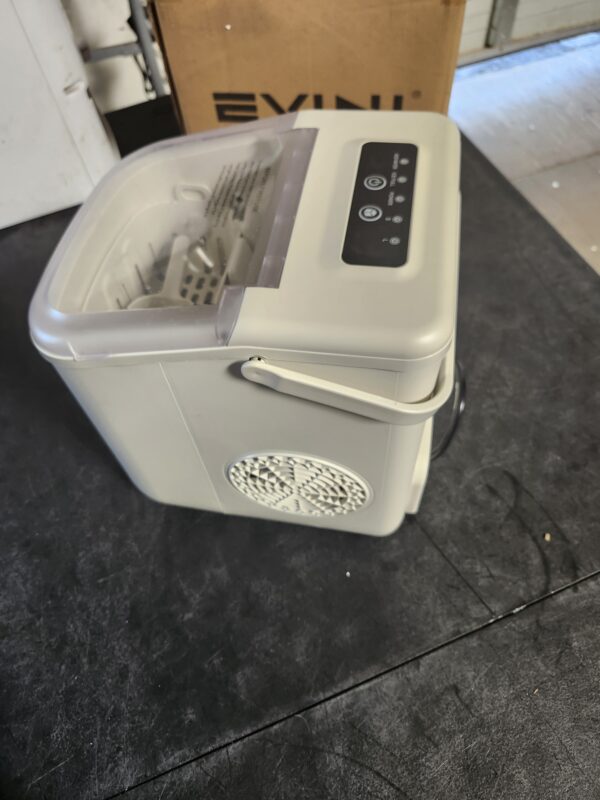 *** USED *** Portable Ice Maker Ice Scoop 9 Ice Cubes In 6 Minutes 26lbs ( White ) | EZ Auction