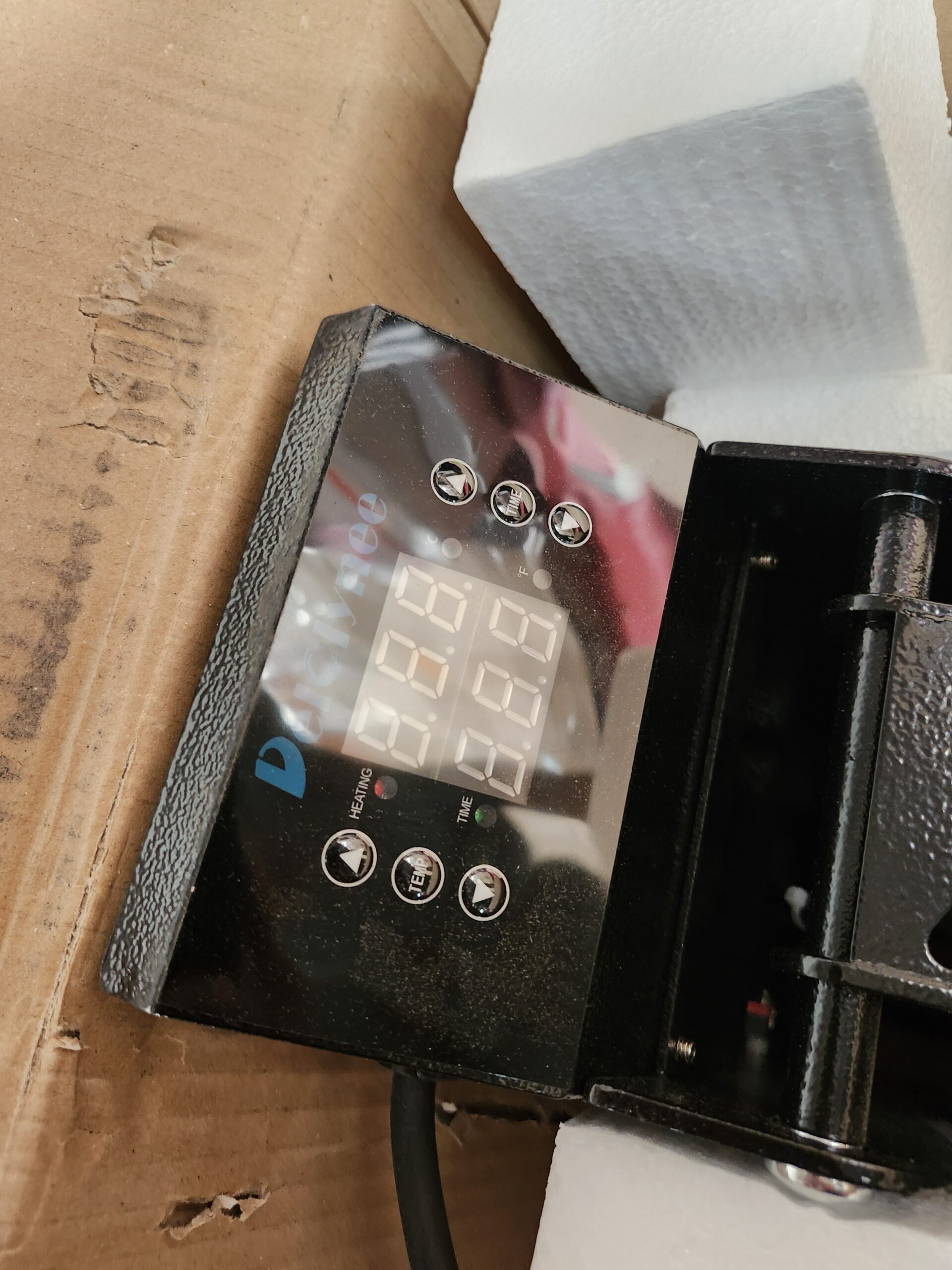 Delclynee 15" x 15" High Pressure Heat Press Machine for T Shirts