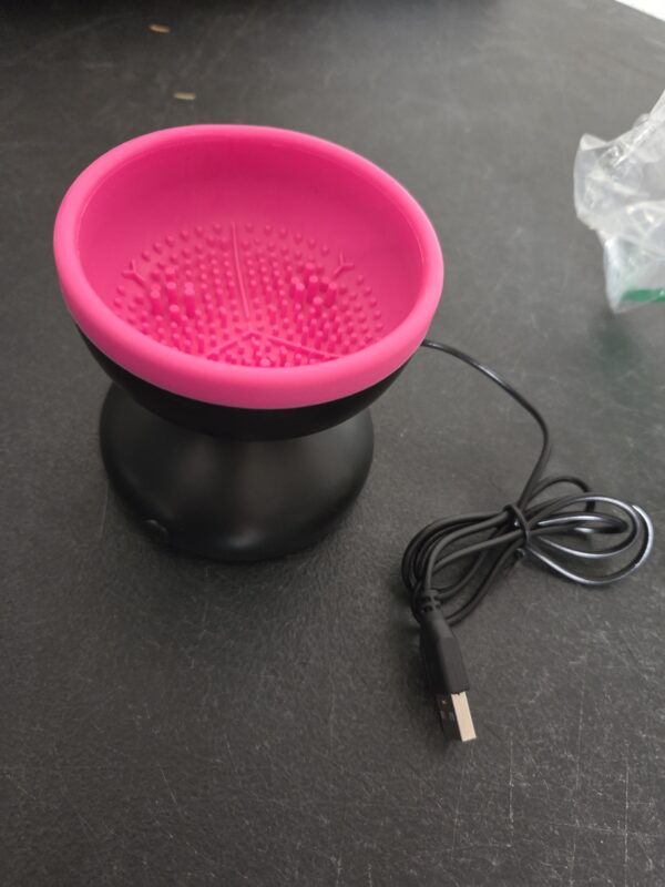 Electric Makeup Brush Cleaner Bowl, USB Powered, One-Touch Sensor, Silicone Bowl, Black and Pink - Image 4