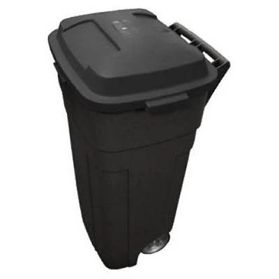 RUBBERMAID 34-Gallon Heavy-Duty Wheeled Trash Can