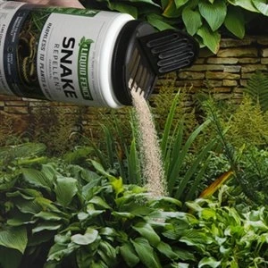 Snake Granular Repellent, 2 Pounds, Effective Outdoor Pest Control