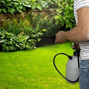 Weed Stop Plus Crabgrass Killer for Lawns 40 Ounce Concentrate