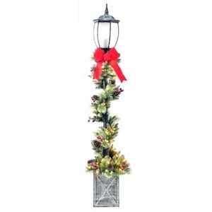 7-foot Christmas Decoration Lamp Post With Led Lights And Greenery