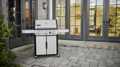NEW! Genesis SP-S-325 3-Burner LP Gas Grill, 39,000 BTU + Sear Burner, Stainless Steel