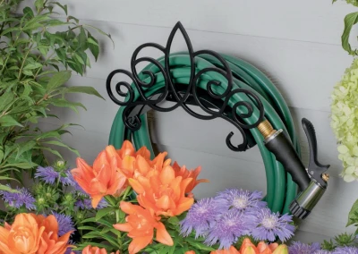 Metal Scroll Hose Hanger, Holds Up To 150 Feet Of Garden Hose
