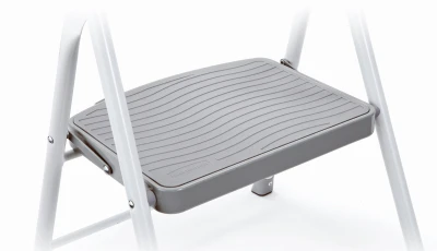1-step Steel Step Stool With 225 Lb Capacity And Type Ii Duty Rating