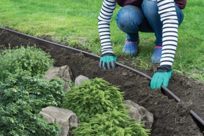 Black Landscape Edging 3 and 5 Eighths Inches by 20 Feet