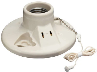 250-watt 125-volt Incandescent Porcelain Lampholder With Pull Chain