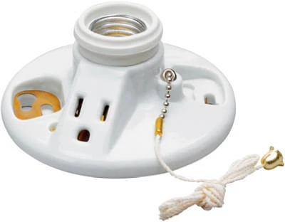 Pass & Seymour 250-Watt Porcelain Pull Chain Lampholder