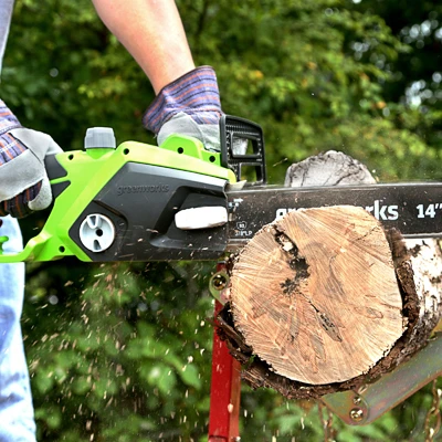 Electric Chain Saw, 14 Inch Bar Length, Lightweight and Corded
