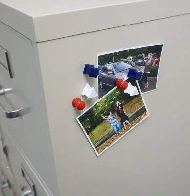 Magnetic Hangers, 6-Pk.